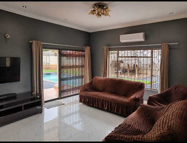 4 BEDROOM HOUSE FOR SALE IN BRACKENDOWNS